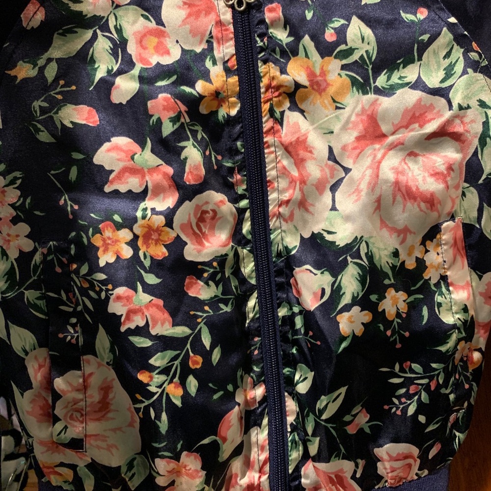 Girls jacket - Picture 2 of 5
